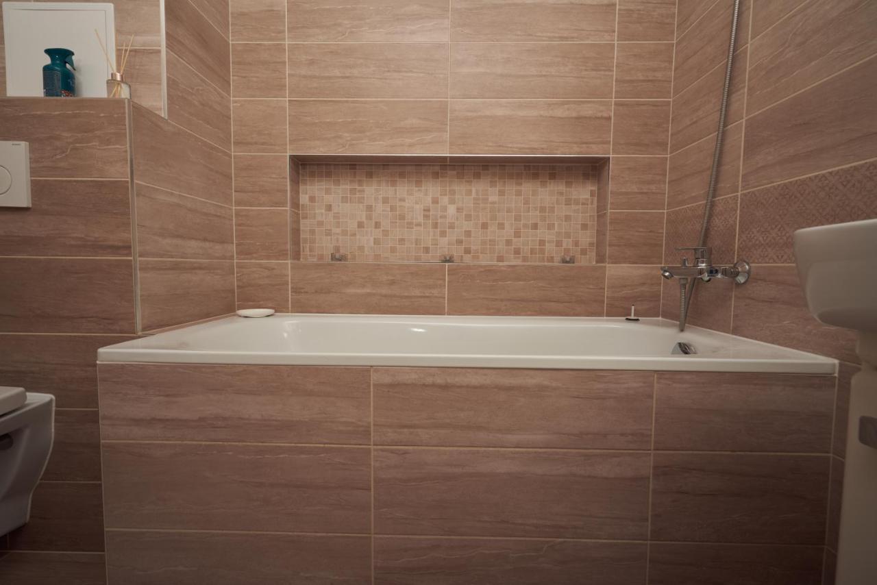 Apartman A&M บันสกาบิสตรีตซา ภายนอก รูปภาพ